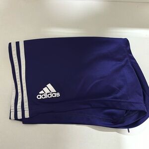 Adidas Women’s Athletic Shorts Size Large